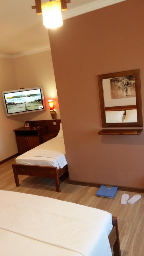 Drini Hotel Rrashbull Exterior foto