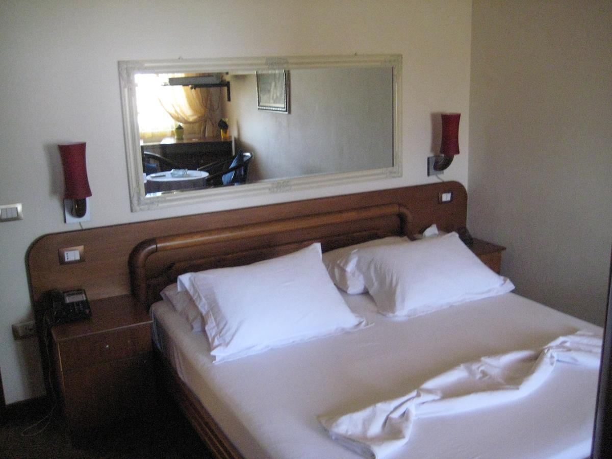 Drini Hotel Rrashbull Exterior foto